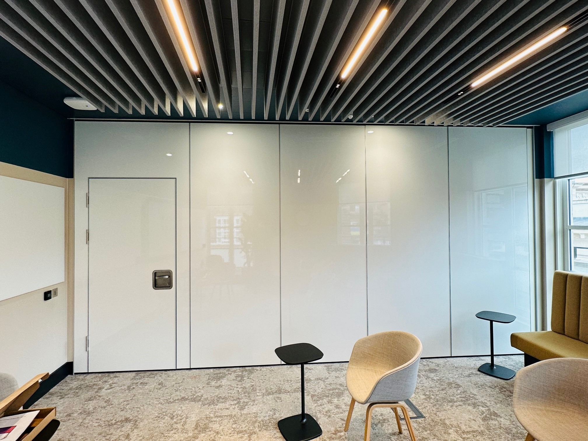 MG100 movable acoustic wall installation 8