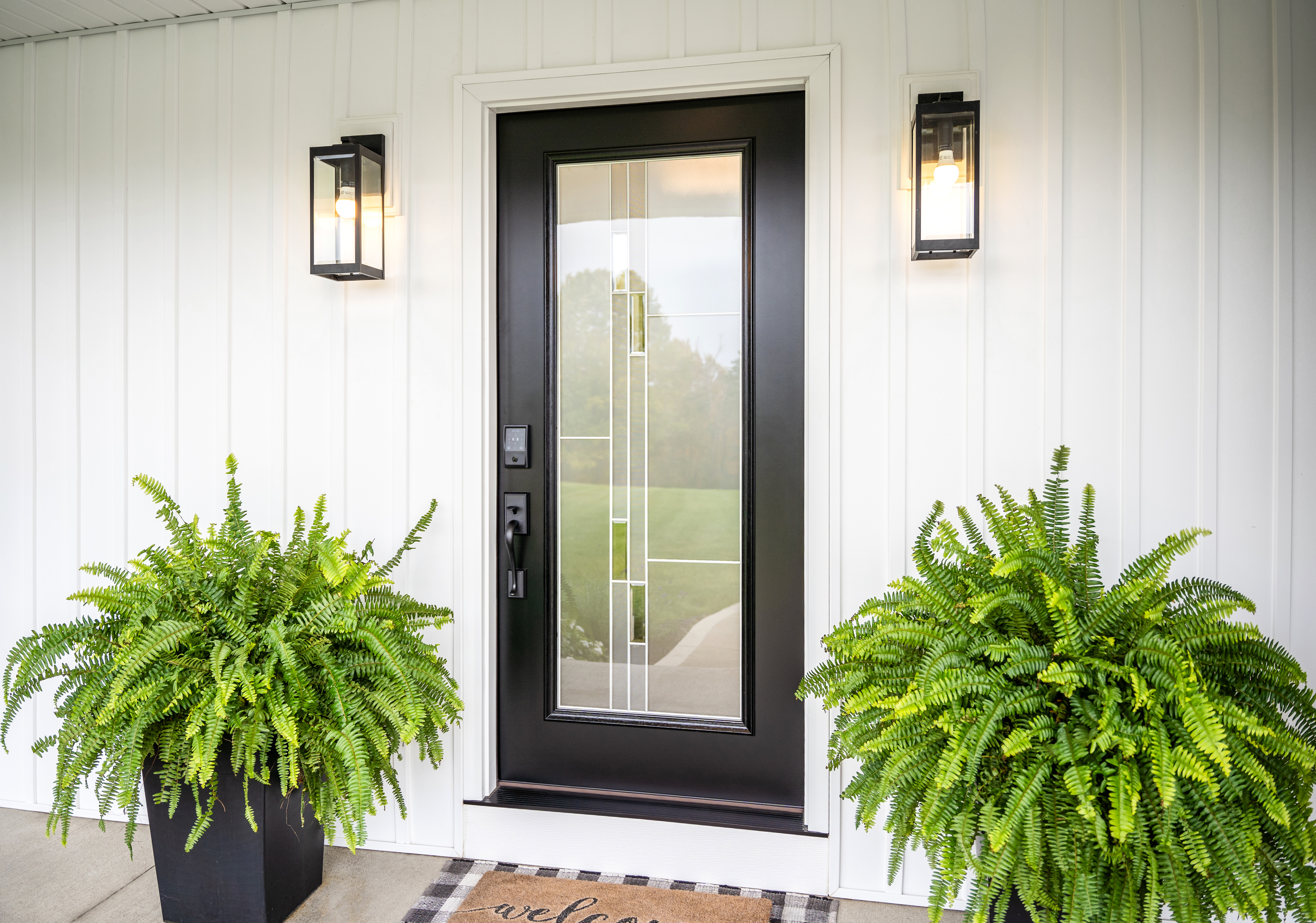 Signet® 460 Style in Coal Black with Genesis Decorative Glass