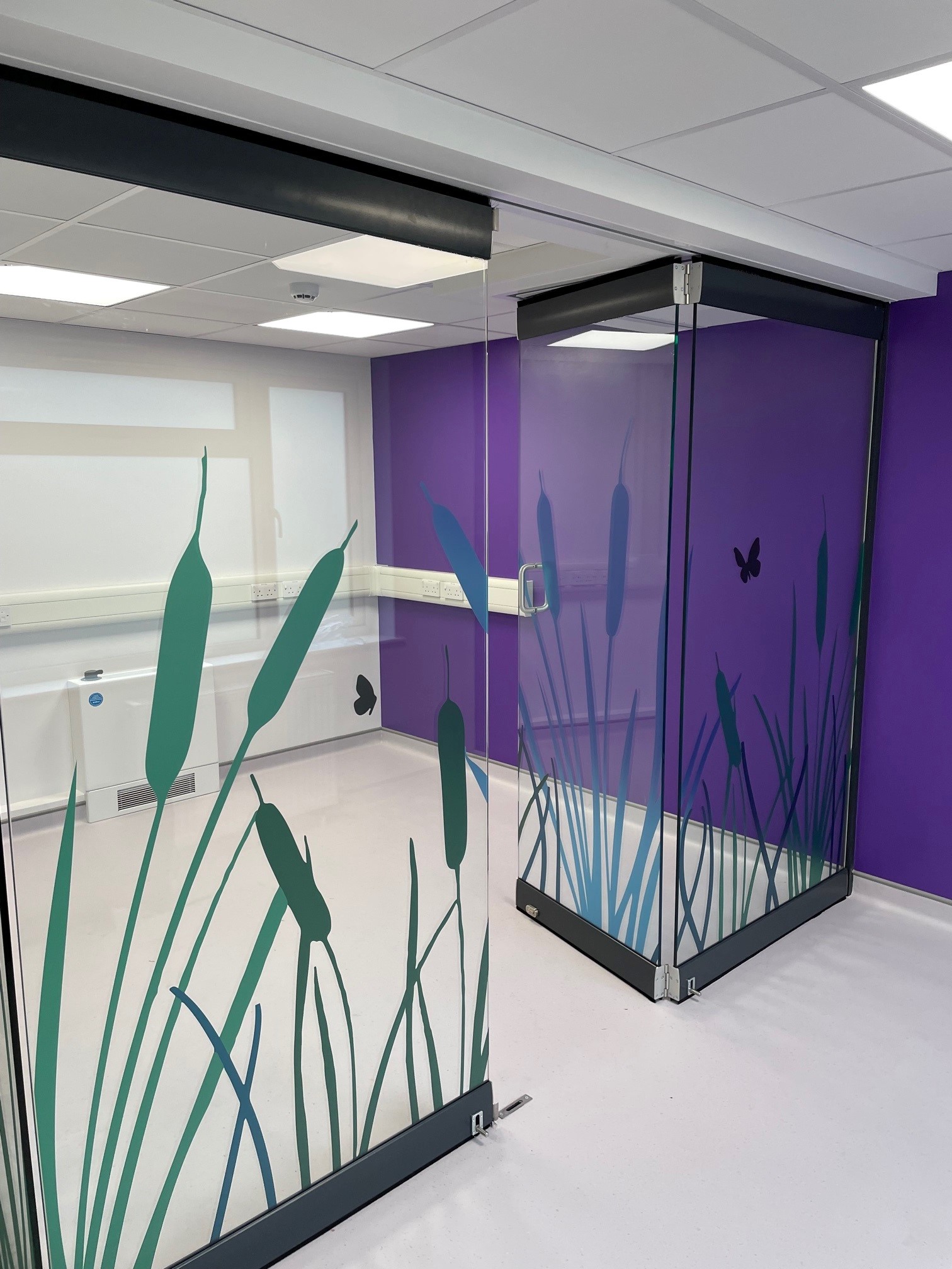 MG700 Glazed Sliding Wall – Harlow