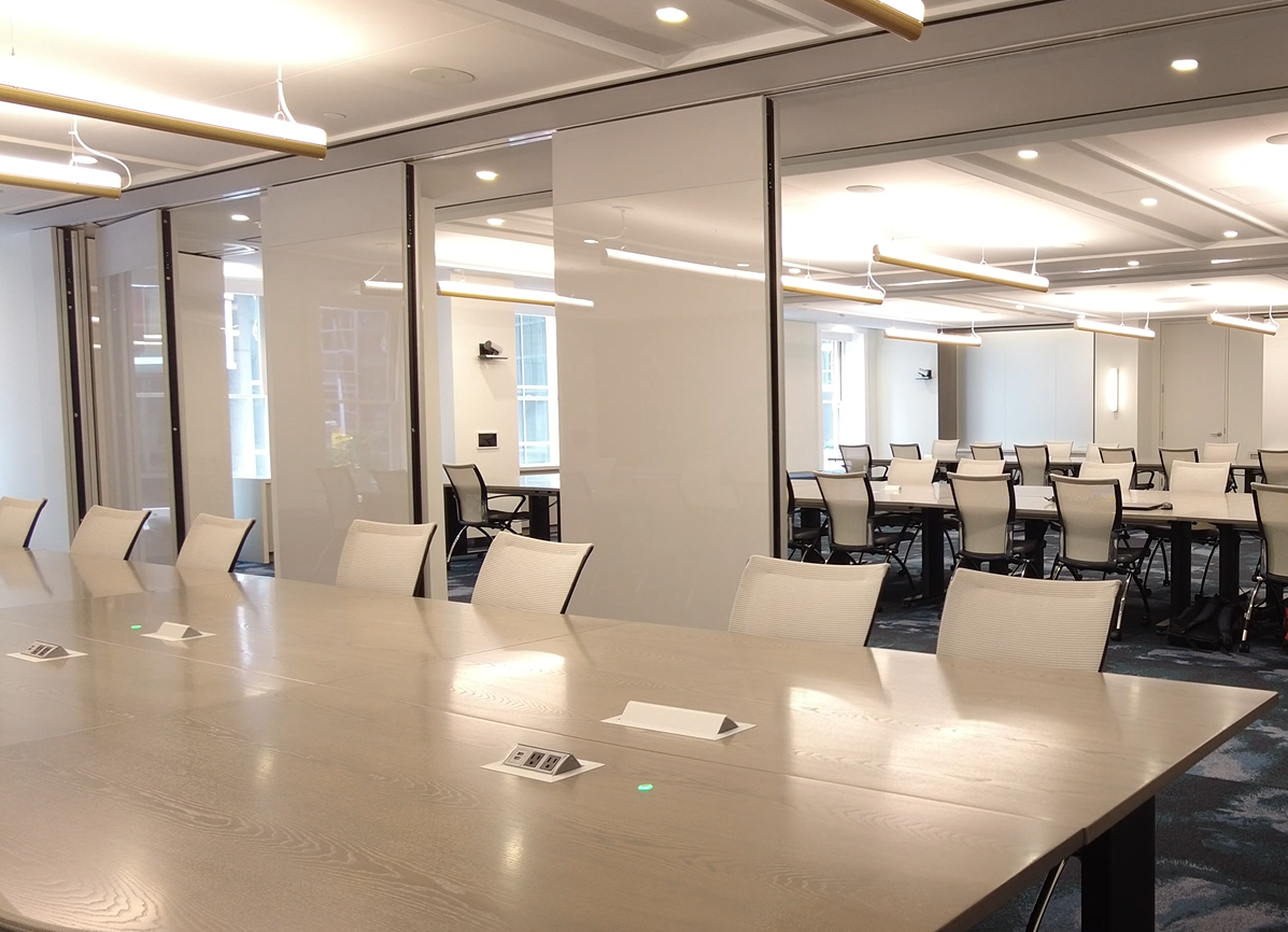 MG100E Fully Electric Movable Wall