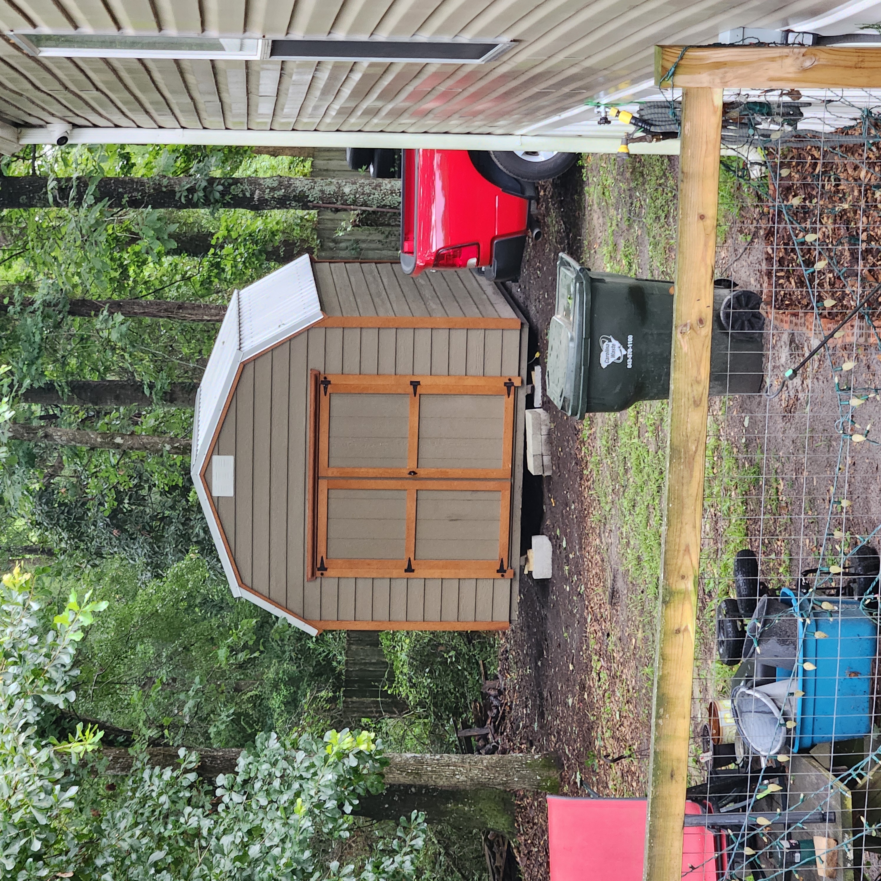 Barn delivered to residential property in SC