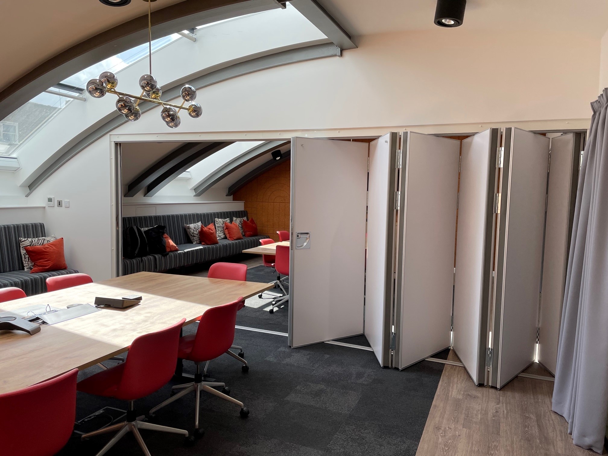 Hinged Folding Partitions