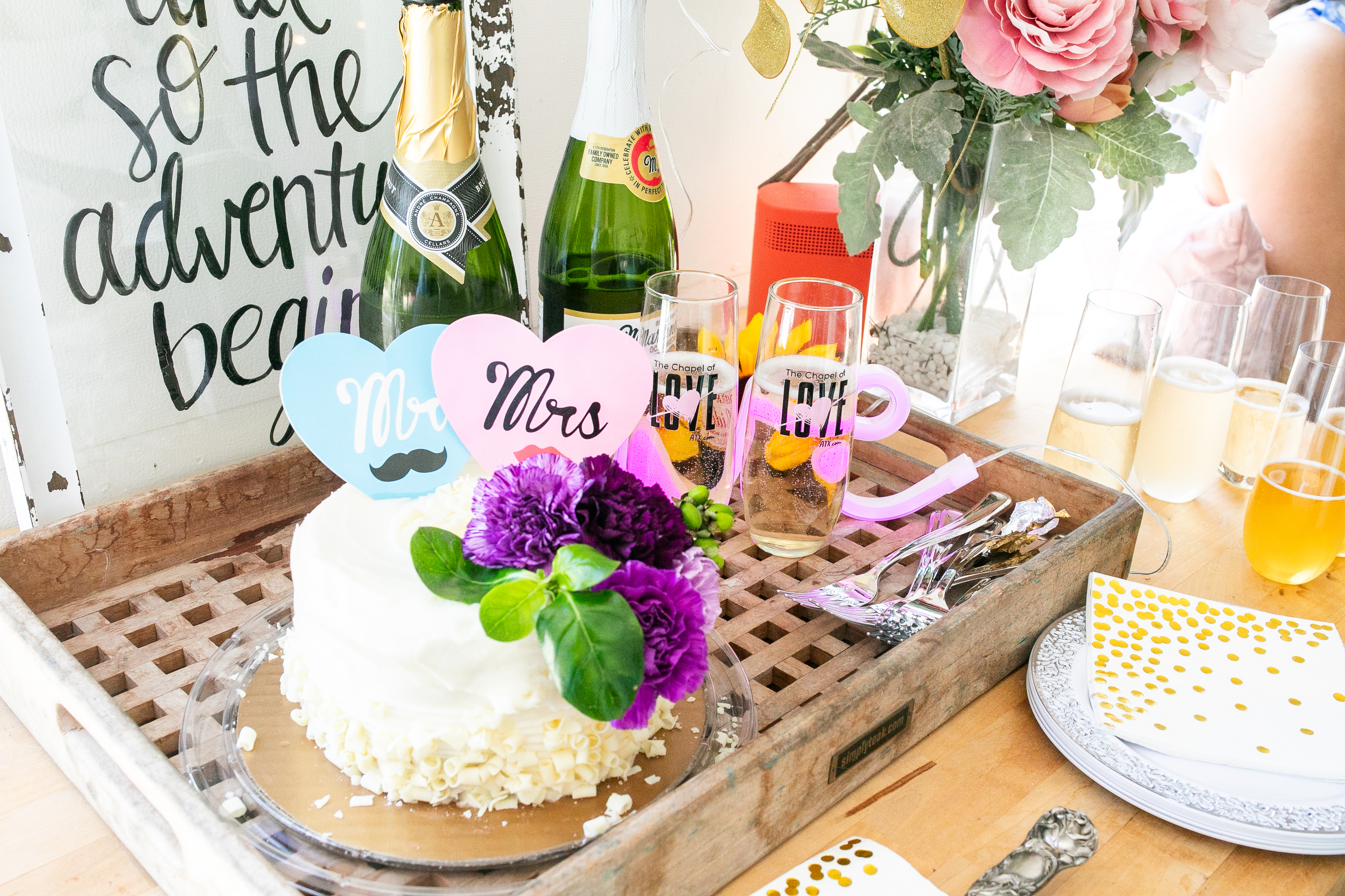 Champagne and cake celebration for up to 10 guests