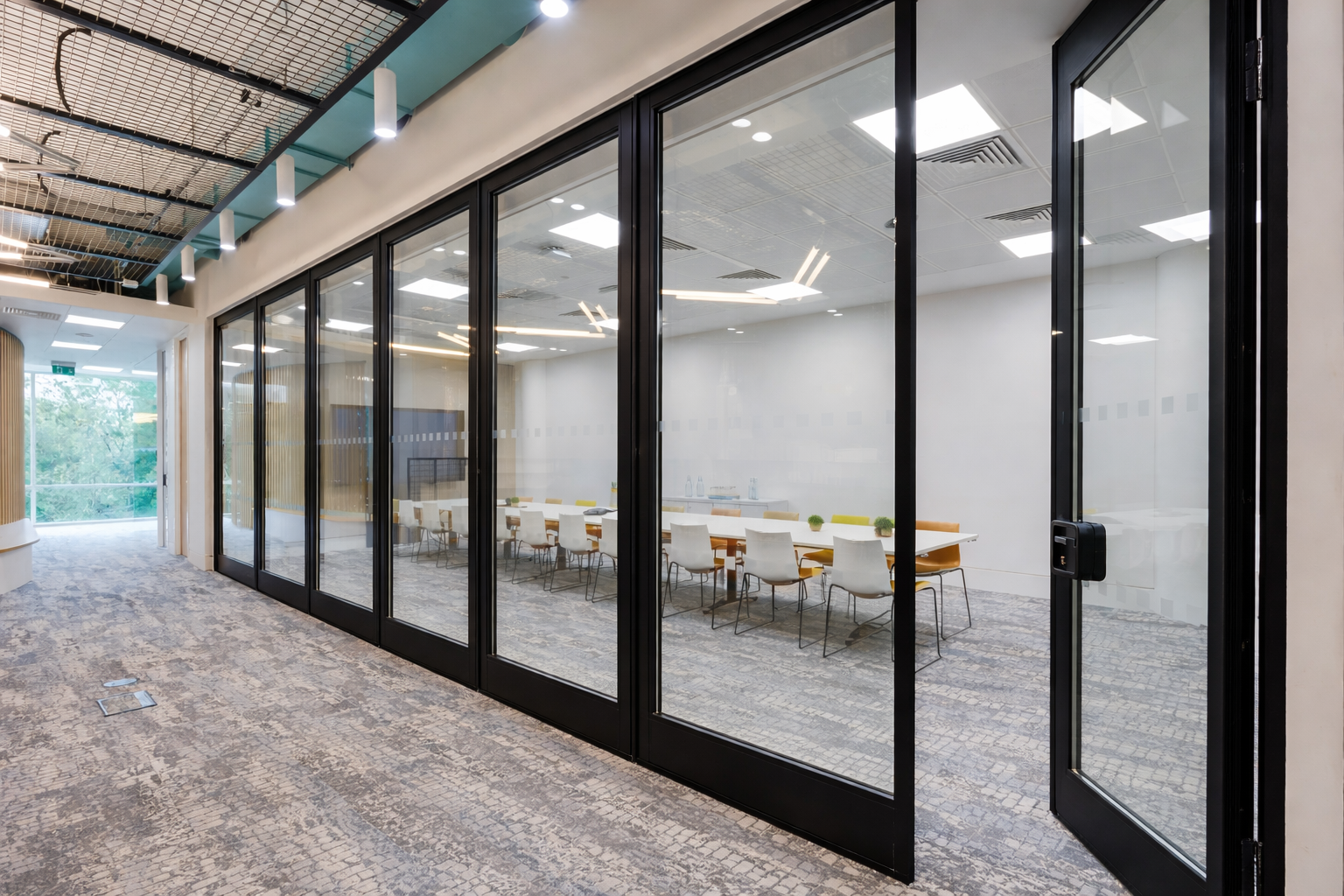MG600 Flush Glazed Operable Wall