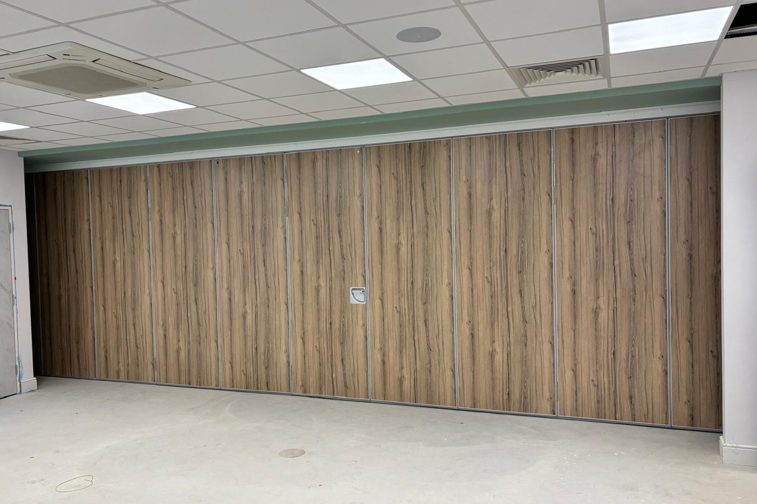 MG200 Sliding Folding Partitions – Abbey Centre