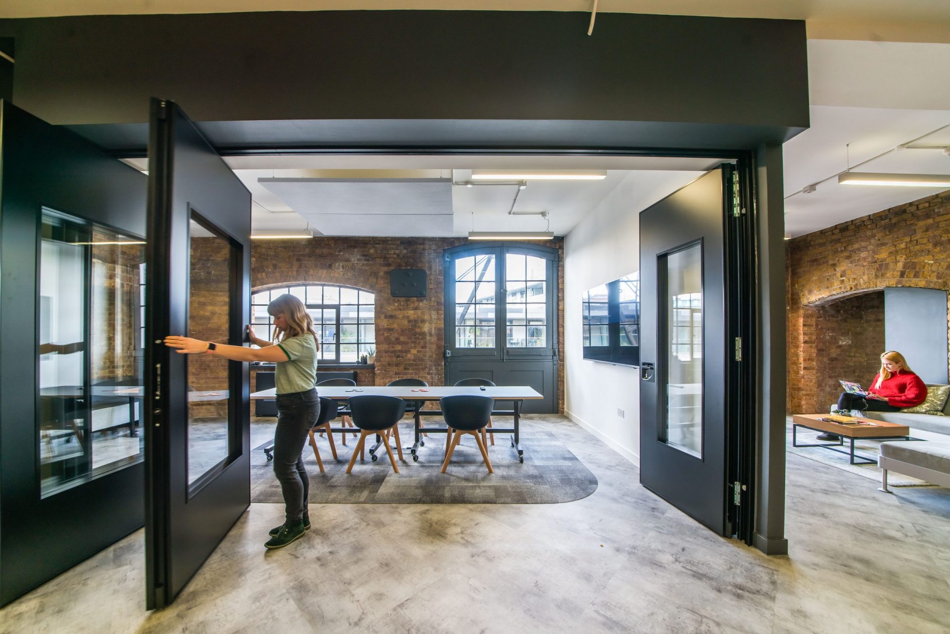 Movable Acoustic Wall