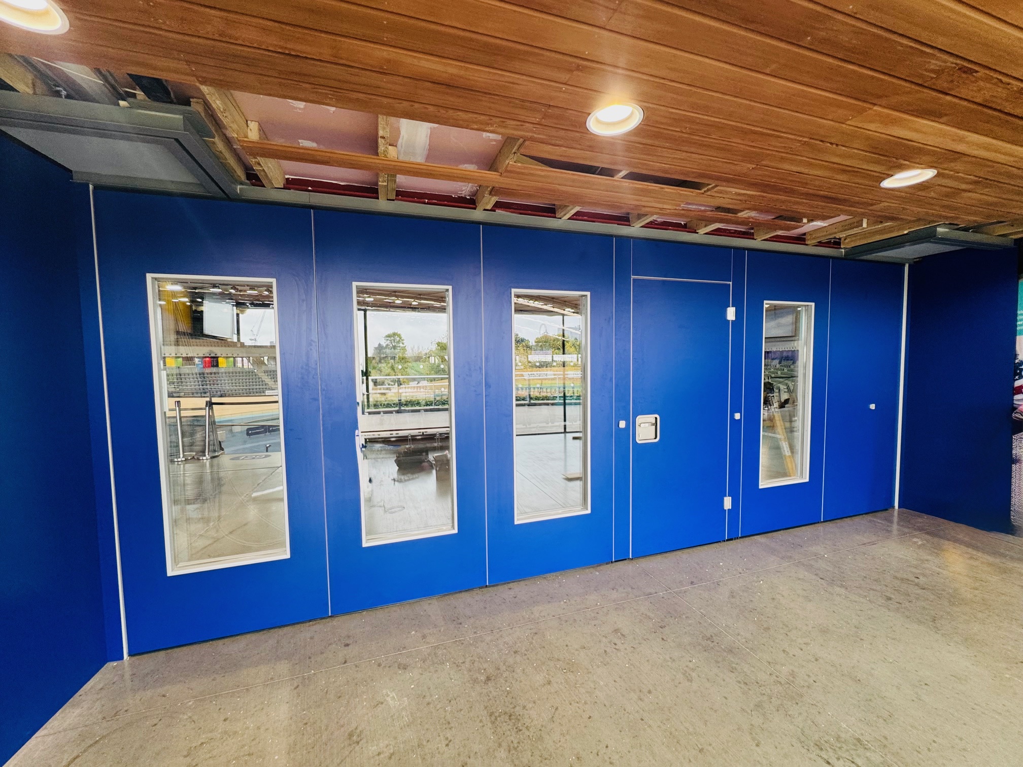 MG100 movable acoustic wall installation 5