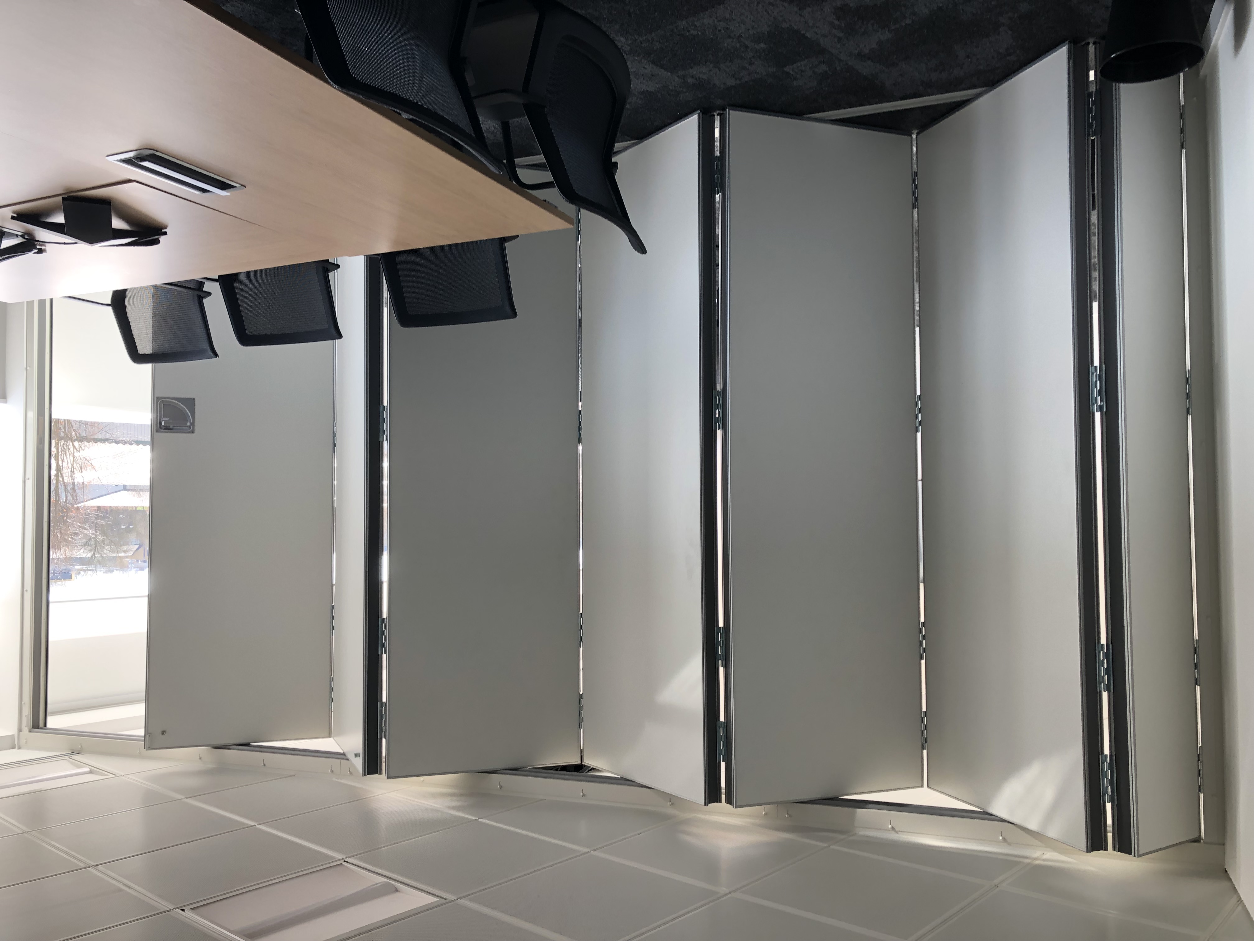 MG200 Sliding Folding Partition – Commercial