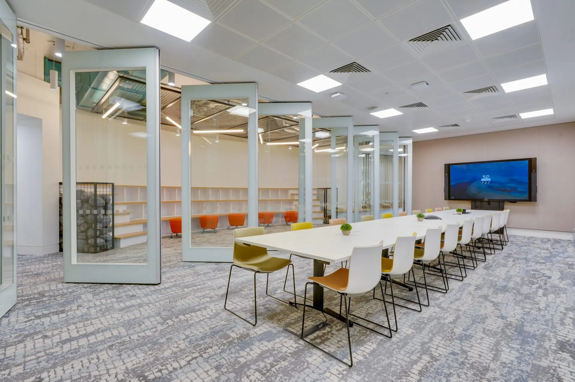 MG600 Glazed Office Partitions
